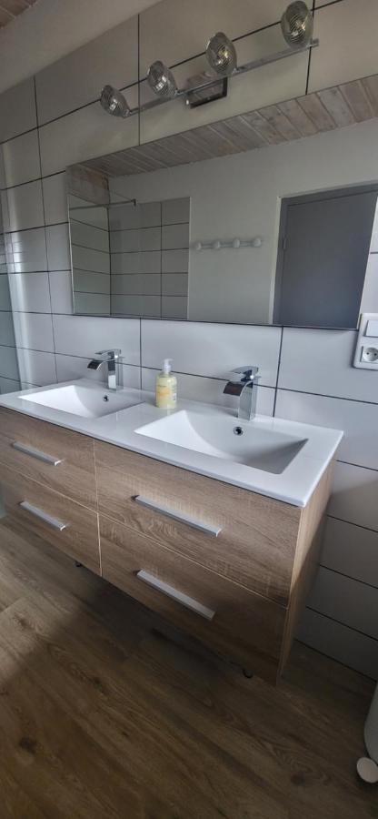 La Plante, Tendance Et Design Ornans Εξωτερικό φωτογραφία